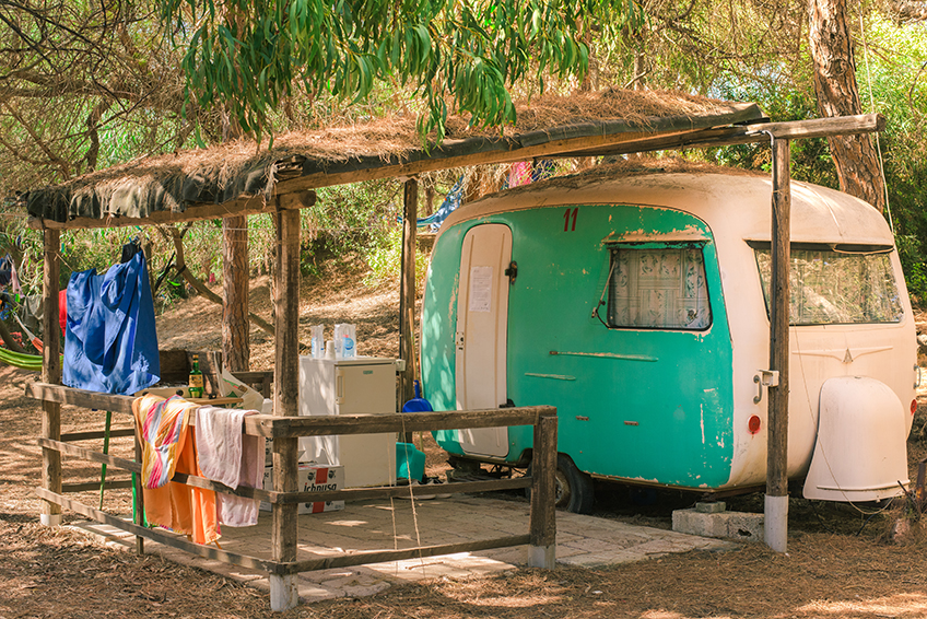 roulotte in campeggio in sardegna